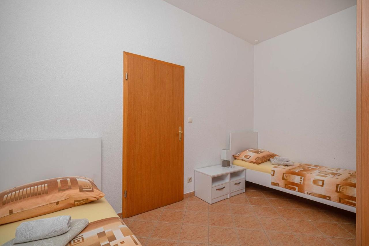 Apartments Miskovic Vodice Exterior photo