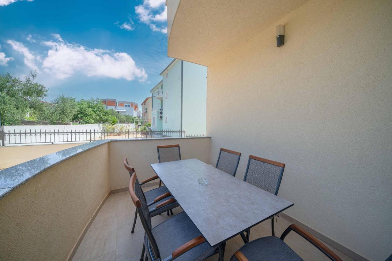 Apartments Miskovic Vodice Exterior photo