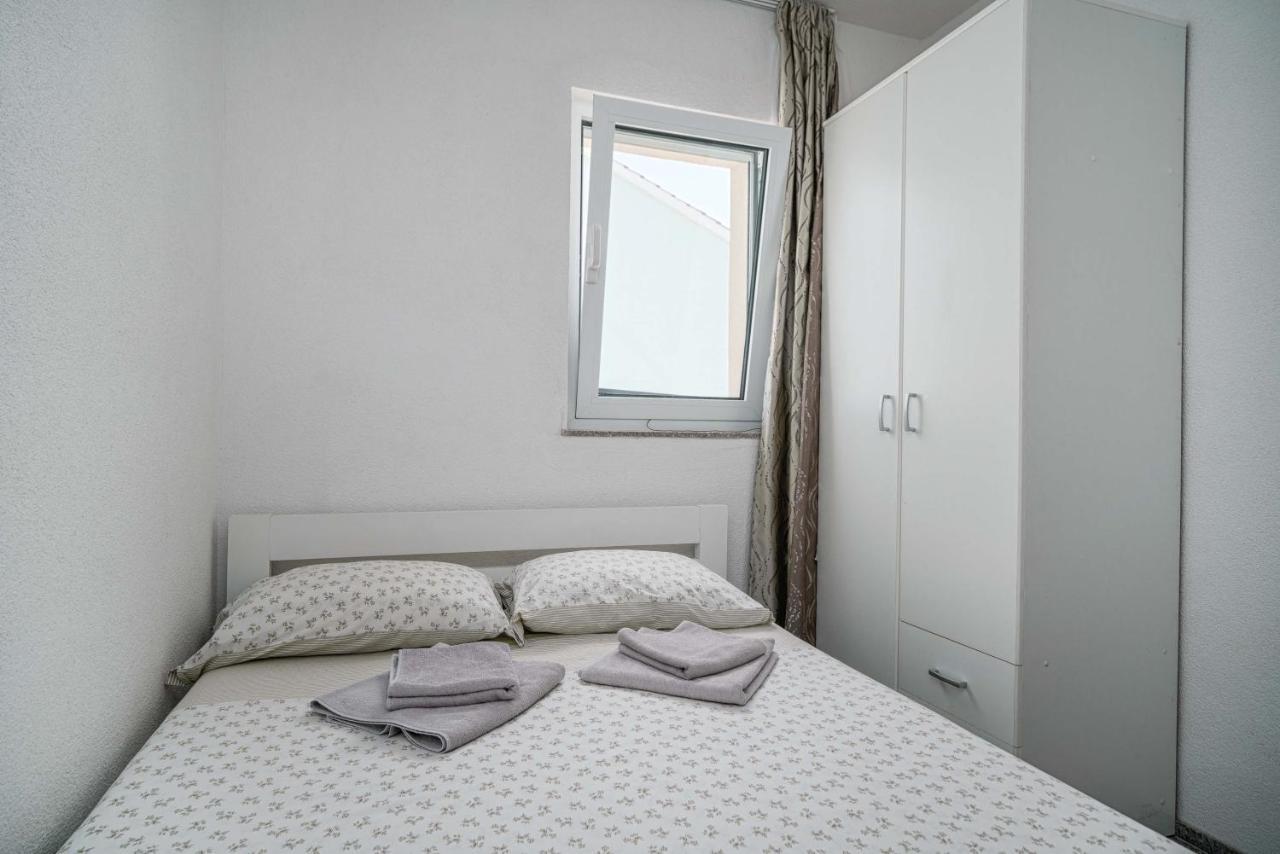 Apartments Miskovic Vodice Exterior photo